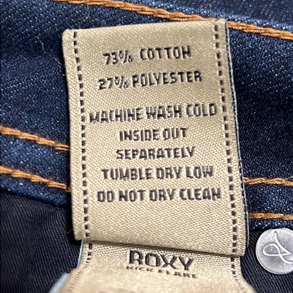 DL1961 Roxy Kick Flare Bootcut Mid Rise Dark Wash Jeans Size 28 - Picture 9 of 9